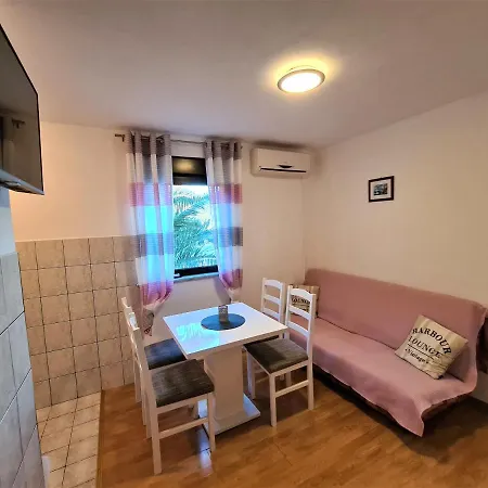 Apartament ćosić Igrane